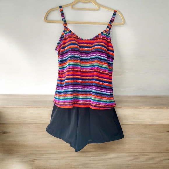 Trimshaper romper style swimsuit,size 10, shorts with pockets, soft cups, - Picture 1 of 8